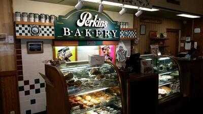 Perkins Restaurant & Bakery