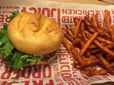 Smashburger, Madison