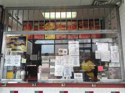 Louisiana Fried Chicken, Carson