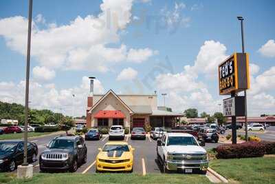 Ted's Bar-B-Q, Madison