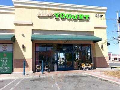 Mickey's Yogurt, Hemet