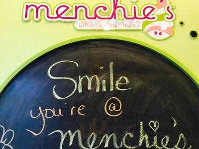 Menchie's Riverstone Plaza, Canton