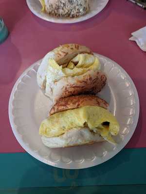 Cafe Fresh Bagels, Framingham