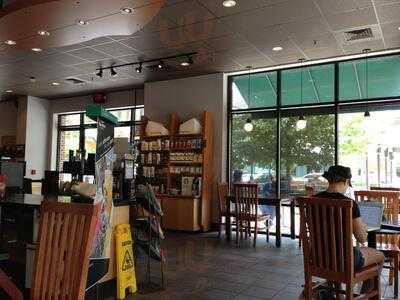 Starbucks, Huntington