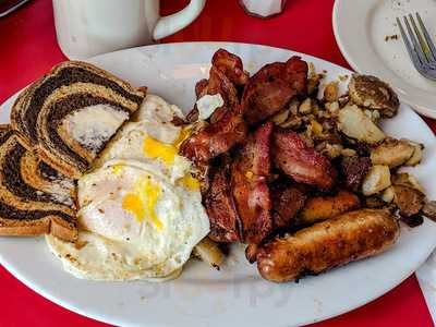 Lloyd's Diner, Framingham