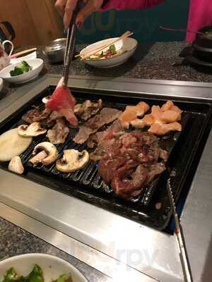 Gold Town Sushi & Korean BBQ, Bentonville