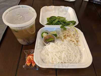 Pho Happy Wok, O'Fallon