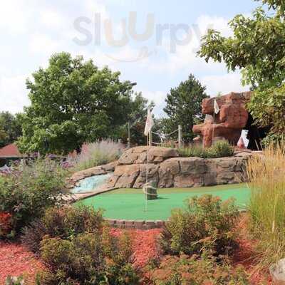 Bouy 18 Adventure Golf