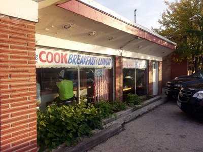 Sparky's Snack Shop, Skokie