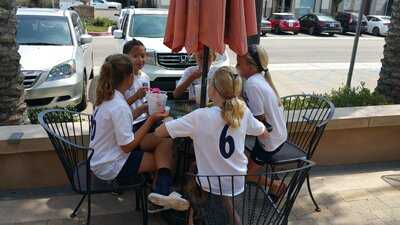 Swirl Frozen Yogurt Bar, Camarillo