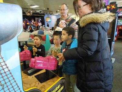 Chuck E. Cheese, Newark