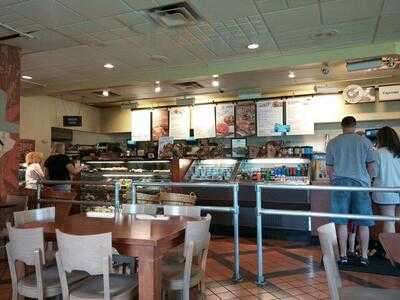 Einstein Bros. Bagels, Towson