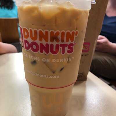 Dunkin', Canton