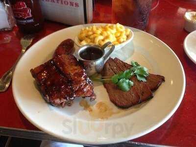 Lucille's Smokehouse Bar-b-que