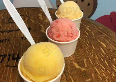 Oak Barrel Ice & Creamery, Turlock