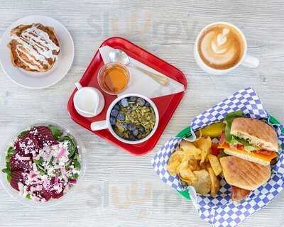 Mama D's Coffee, Waukesha