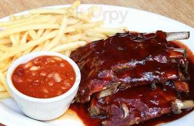 Speedway 805 Grill & Bar