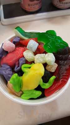 Sweet Frog Premium Frozen Yogurt, Johnstown