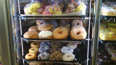 Yum-Yum Donuts, El Monte