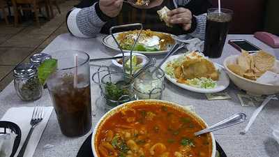 Mariscos Las Brisas, Chino