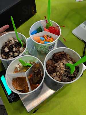 Yogurt Mountain Florence Alabama, Florence