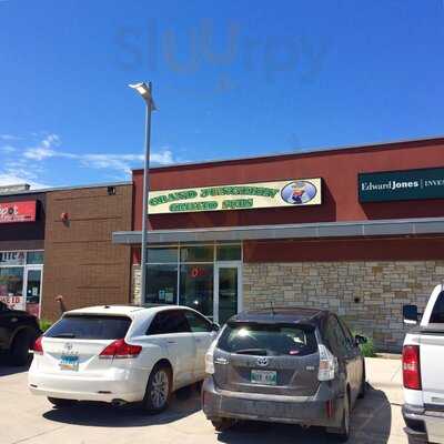 Grand Junction Grilled Subs, Grand Forks