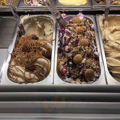 Gelataus, Roma