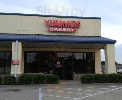 Yummies Bakery And Deli