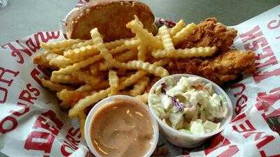 Raising Canes, Mansfield