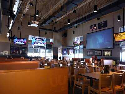 Buffalo Wild Wings, Oshkosh