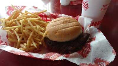 Freddy's Frozen Custard & Steakburgers