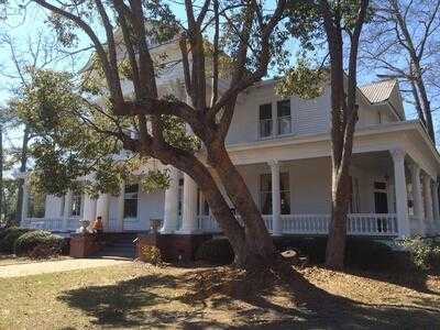 Beaver House Restaurant, Statesboro