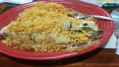 Los Tres Magueyes, Morrisville