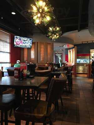 Red Robin Gourmet Burgers, Cordova