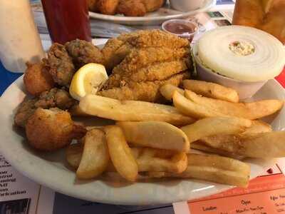 Libby's Catfish And Diner