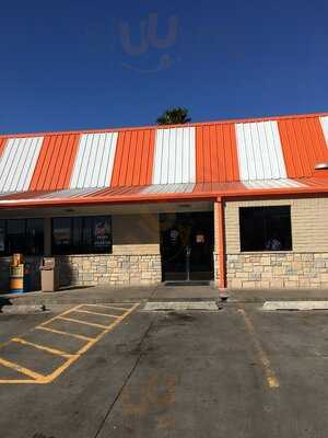 Whataburger, Mission