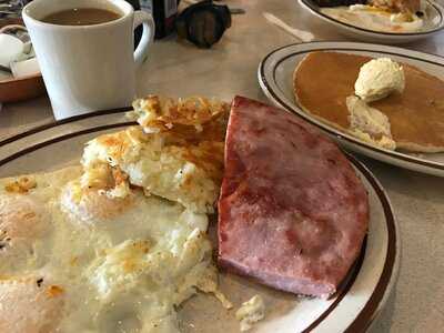 Costa's Family Restaurant, Covina