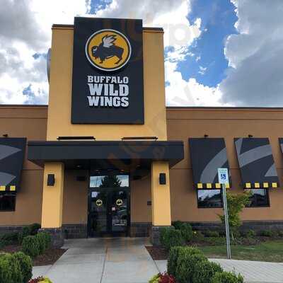 Buffalo Wild Wings Grill and Bar, Decatur