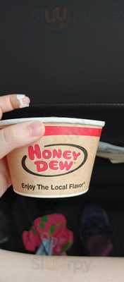 Honey Dew Donuts, Pawtucket