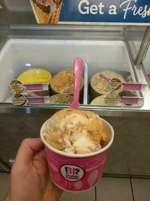 Baskin-Robbins, Taylor