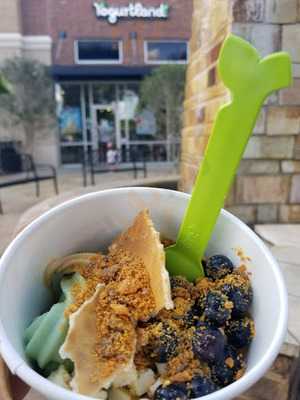 Yogurtland, Southlake