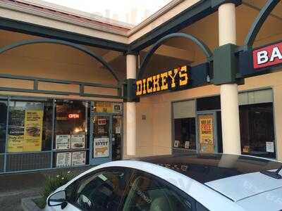 Dickey's Barbecue Pit