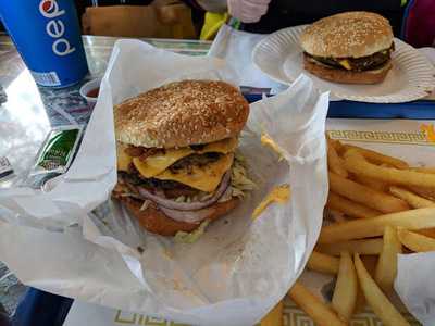 Classic Burgers, Los Gatos