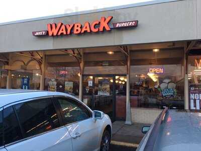 Wayback Burgers, Hamden