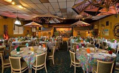 Waikiki Supper Club - at the Tiki, Lake George