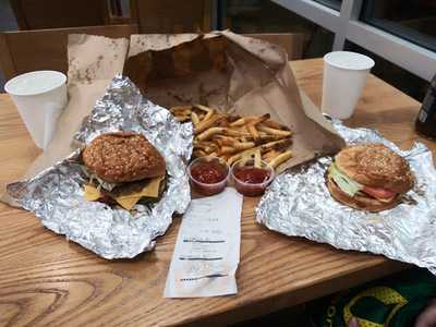 Five Guys, Georgetown