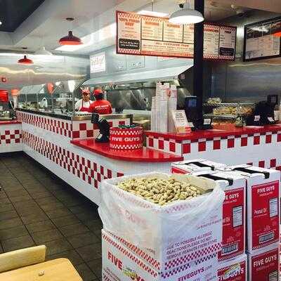 Five Guys, Glenview