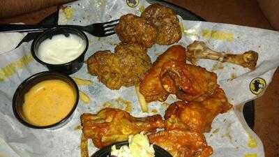 Buffalo Wild Wings, Wellington