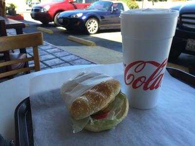 Snax Burgers, El Segundo