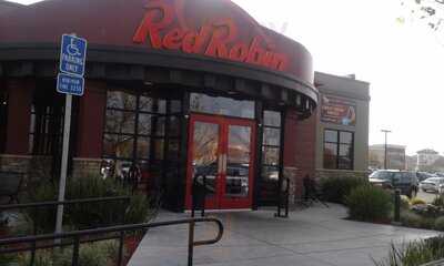 Red Robin Gourmet Burgers, Woodland